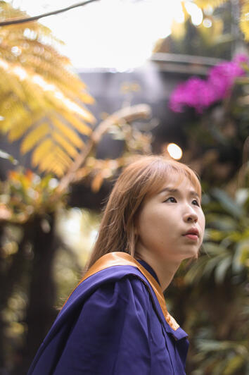 Graduation shoots at Botanic Gardens. Shot on 25/06/23.