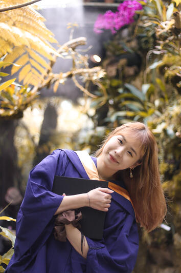 Graduation shoots at Botanic Gardens. Shot on 25/06/23.