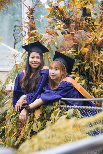 Graduation shoots at Botanic Gardens. Shot on 25/06/23.