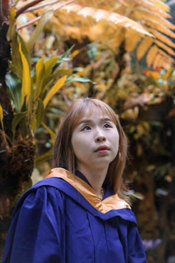 Graduation shoots at Botanic Gardens. Shot on 25/06/23.